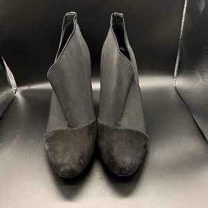 🍁🍂Jessica Simpson Neesha Black Suede Platform Bootie - size 8 with 5” Heel